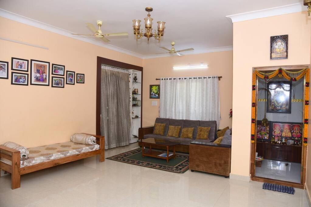 S R Luxurious Fully Ac 3 Bhk Bunglow Mysore Villa Ngoại thất bức ảnh